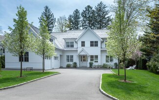 12 Long View Ave, Riverside, CT 06878