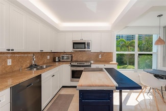 609 Ocean Dr Unit 2H, Key Biscayne, FL 33149