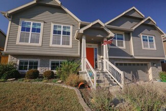 3608 Prairie Clover Ct, Lawrence, KS 66049