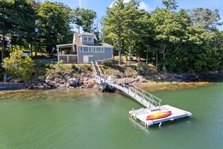 7 Chase Ln, Brunswick, ME 04011