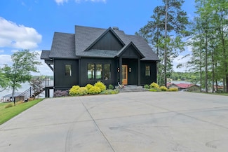 156 Dogwood Dr SE, Milledgeville, GA 31061