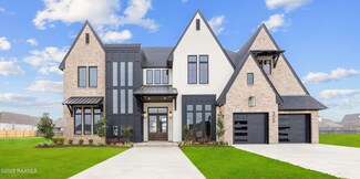 305 Sunset Palm Ct, Youngsville, LA 70592