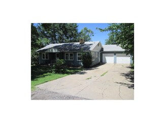7916 James A Reed Rd, Kansas City, MO 64138