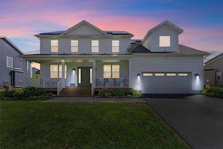 42 Kensington Ln, Poughkeepsie, NY 12603