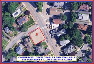 806 Pleasant St, Worcester, MA 01602