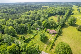 2905 Bateman Rd, Okolona, AR 71962