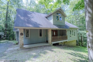 174 Sumac Ln, Terra Alta, WV 26764