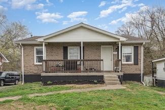 519 9th St, Clarksville, TN 37040