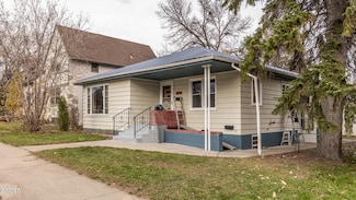 1025 N 4th St, Bismarck, ND 58501