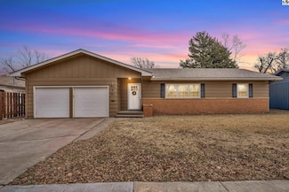 305 S Fisher St, McPherson, KS 67460