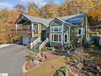 156 Overlook Dr, Pickens, SC 29671