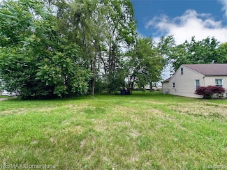 00000 Avondale St, Westland, MI 48186