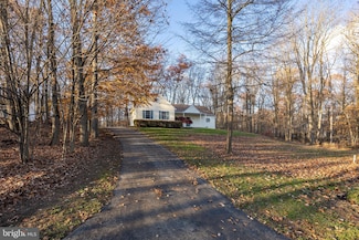 1425 Telegraph Rd, Honey Brook, PA 19344