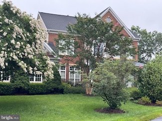 25778 Tullow Place, Chantilly, VA 20152