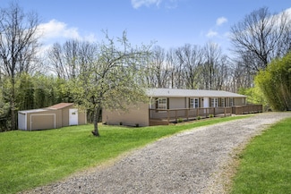 559 Fire Tower Rd, Dickson, TN 37055