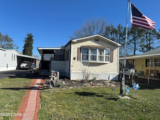5 Countryside Village, Selinsgrove, PA 17870