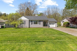 10 S Ten Eyck Ave, Cazenovia, NY 13035