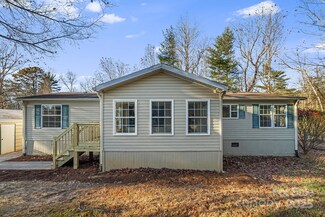 20 Luckenbach Dr, Fairview, NC 28730