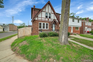 20403 Warrington Dr, Detroit, MI 48221