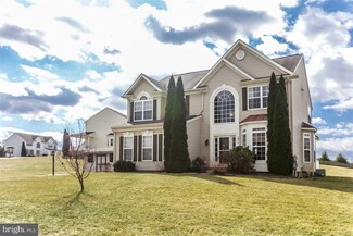 2874 Rexwood Dr, Glen Rock, PA 17327