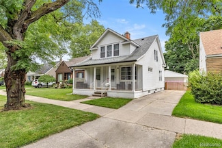3369 Pelham St, Dearborn, MI 48124