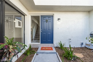 11674 Pointe Circle Dr, Fort Myers, FL 33908