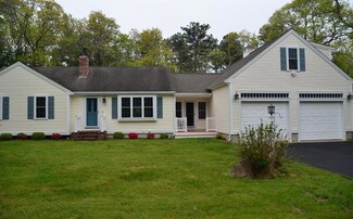 49 Dove Hill Rd, North Falmouth, MA 02556