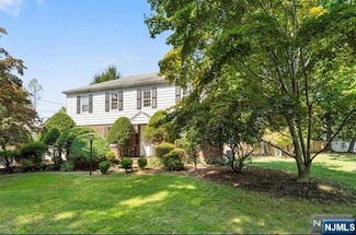 409 Tappan Rd Unit 2, Norwood, NJ 07648