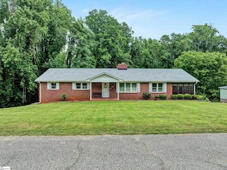 723 Magness Dr, Spartanburg, SC 29303