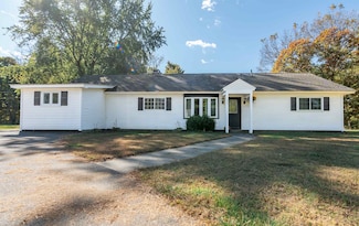 25 Charles Dr, Hinsdale, NH 03451