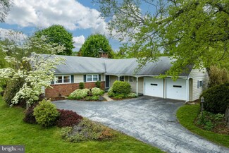 12 Chetwynd Rd, Paoli, PA 19301