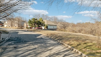 7303 S Fulton Place, Tulsa, OK 74136