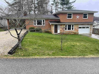 413 W 2nd St, Grayson, KY 41143