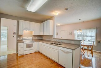 1140 Bergmann Dr, Stillwater, MN 55082