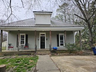315 S Mccombs St, Martin, TN 38237
