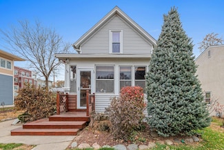 1803 Eustis St, Saint Paul, MN 55113