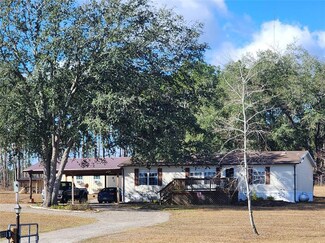 5090 SE 137th Ave, Morriston, FL 32668