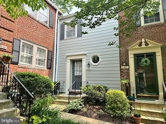 4833 Willett Pkwy, Chevy Chase, MD 20815