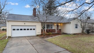 831 Belvedere Ave NE, Warren, OH 44483