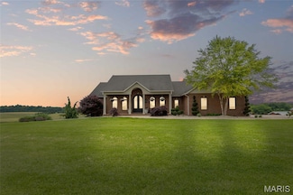 5904 Crowe Farm Rd, Waterloo, IL 62298
