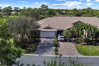 292 NW Broken Oak Trail, Jensen Beach, FL 34957