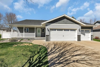 614 Lake Anna Dr, Avon, MN 56310