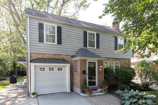 80 Burroughs Dr, Buffalo, NY 14226