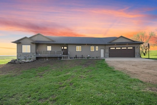 25467 455th Ave, Montrose, SD 57048