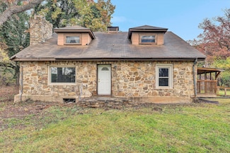 4714 Tobey Rd, Salem, VA 24153