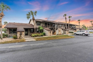 927 Capri Isles Blvd Unit 7, Venice, FL 34292