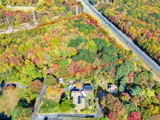 0 Old Colonial Rd, Oakville, CT 06779