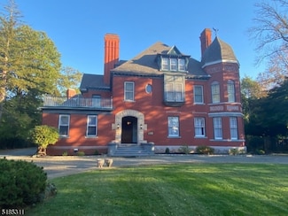 527 W 8th St Unit 33, Plainfield, NJ 07060