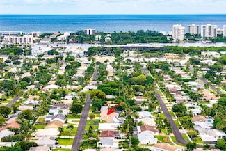 262 NE 24th Ct, Boca Raton, FL 33431