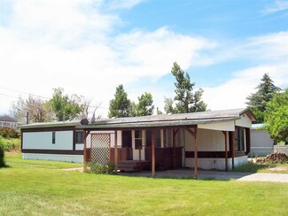 163 E Broadway St, Thermopolis, WY 82443